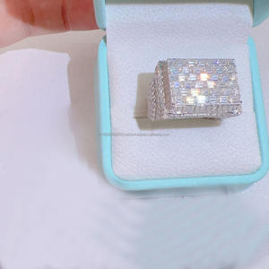 Anillo de Plata de Ley 925 con Baño de Rodio, Corte Baguette, Estilo Hip Hop, Forma Rectangular, con Incrustaciones de Circonitas, para Hombre, Regalo de Aniversario o Boda - Product Image 1