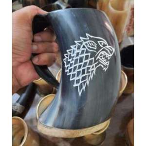 Verre à bière Viking en matériaux naturels de qualité supérieure, base en bois ou en résine, qualité artisanale durable, idéal pour les collections de cadeaux - Product Image 1