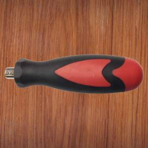 Poignée porte-embouts avec grip 2K en PP (rouge) + TPR (noir) - Product Image 1