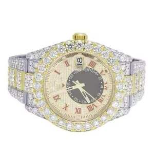Reloj de Cuarzo Cuadrado Personalizado con Diamantes de Moissanita - Estilo Ejecutivo y de Moda, Esfera de Cristal con Diseño de Moneda, Correa de Acero Inoxidable, Movimiento ETA - Product Image 1