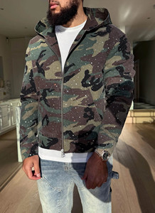 Veste zippée camouflage vintage pour homme avec logo personnalisé, en coton mélangé respirant, style streetwear, effet délavé à l'acide, pour la vente en gros - Product Image 3