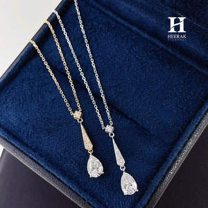 Collier élégant avec pendentif en diamant taille poire, or 18 carats, bijoux fins pour femmes - Product Image 3