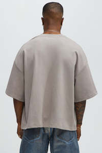 เสื้อยืดทรงบ็อกซี่โอเวอร์ไซส์ ไหล่ตก พิมพ์โลโก้ได้ตามต้องการ ผ้าฝ้าย 100% เป็นมิตรต่อสิ่งแวดล้อม ระบายอากาศได้ดี สไตล์สตรีทแวร์สำหรับผู้ชาย - Product Image 4