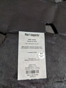 Camino de mesa con diseño floral hecho a mano y adornado con cuentas, camino de mesa decorativo para cenas y fiestas. 13x36 pulgadas (personalizable por msr) - Product Image 6