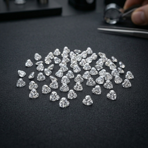 Diamant de laboratoire non monté taille cœur 0,8 carat haute pression haute température – Fournisseur en gros pour acheteurs de diamants - Product Image 3