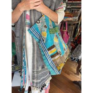 High Quality Vintage Kantha Tote Blue Waters Embroidery Handmade Open Closure Cotton Lining Panelled Design <b>Shoulder</b> <b>Strap</b> Daily - Product Image 5