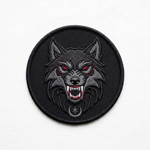 Parches Termoadhesivos Personalizados de Bordado a Máquina, con Diseños de Castillo Encantado, Luna, Murciélagos y Círculos, Venta al por Mayor para Chaquetas y Bolsos - Product Image 5