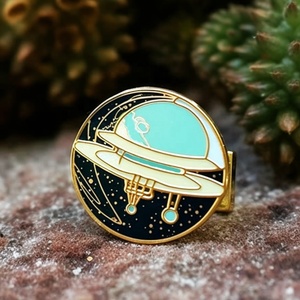 Épinglettes personnalisées en émail doux vert brillant - Product Image 6