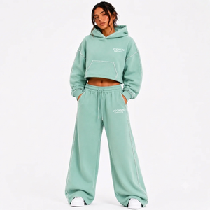 Vocksin Exports Sudadera Corta con Adornos de Diamantes de Imitación Verde Menta para Mujer, Pantalones Deportivos de Pierna Ancha, Corte Regular Premium, 100% Algodón, Secado Rápido - Product Image 2