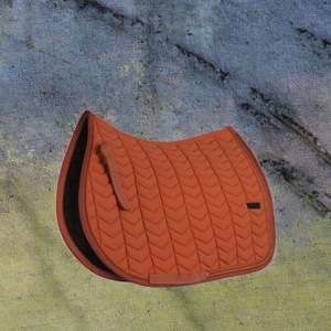 Tapis de selle d'équitation de dressage de qualité supérieure, écologiques, très demandés, en coton doux, satin, polyester et nylon - Product Image 2