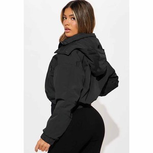 Chaqueta acolchada para mujer, abrigo cálido de invierno con capucha y cremallera completa, color negro sólido, acolchado grueso de poliéster - Product Image 3