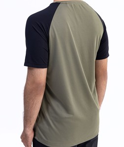 เสื้อยืดคอกลมแขนสั้นผู้ชายสีดำ ผ้าคอตตอนเนื้อละเอียด พิมพ์ลายโลโก้ด้านหน้าด้วยเทคนิคซิลค์สกรีน สไตล์ทางการ ทรงหลวม - Product Image 5