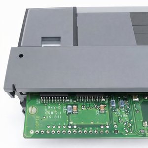 Module de processeur PLC industriel 1747-L541, contrôleur logique programmable, unité CPU, module de contrôle d'automatisation haute performance - Product Image 1