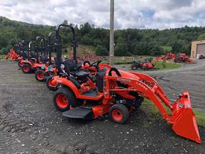 Tracteur Kubota BX2680 abordable pour l'agriculture, l'aménagement paysager et les travaux utilitaires, avec des performances fiables - Product Image 5