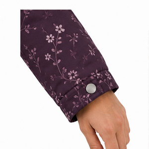 Chaqueta Impermeable de Alta Calidad para Mujer con Diseño Elegante, Forro Interior Suave y Aislamiento Resistente para Actividades al Aire Libre - Product Image 4