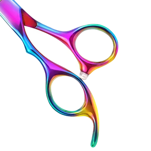 Ciseaux de coiffure professionnels 6'' en acier inoxydable, lame aiguisée arc-en-ciel, manche long, vente en gros à faible MOQ - Product Image 4