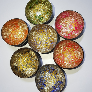 Bol en Coque de Noix de Coco Poli Fait Main de Haute Qualité, Écologique, Motif Floral, Couleur Personnalisable, Taille Personnalisable, Durable - Product Image 5