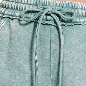 Shorts d'été pour femmes en coton brodé de haute qualité, délavé à l'acide, épais, écologique, style streetwear, avec logo personnalisé - Product Image 4