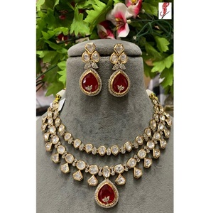 Ensemble collier et boucles d'oreilles en laiton plaqué or, style Polki, glamour et classique, pour mariage, fête ou cadeau pour femme - Product Image 2