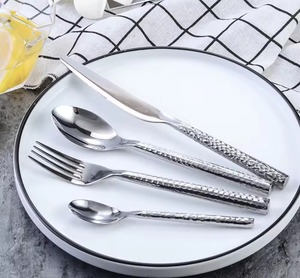 Juego de cubiertos de diseño fantástico que está tomando moda en la industria. Servicios OEM y ODM disponibles para diseños y empaques personalizados. - Product Image 4