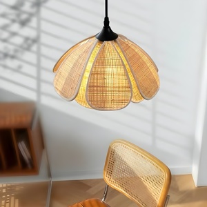 Lámpara colgante de ratán para niños, diseño de pétalos de flores, pantalla de lámpara natural de la mejor calidad para dormitorio de niños - Product Image 2