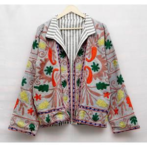 Chaqueta de Primavera para Mujer, Gris, con Bordado Floral a Mano, Cuello Alto, Cierre de Cremallera y Manga Larga - Product Image 5