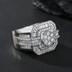 แหวนค็อกเทลประดับมงกุฎเพชรโมอิสซาไนต์ AMBER JEWELS สุดหรูสำหรับทุกเพศ ชุบทอง 14K ตัวเรือนแบบหนามเตย ทรงบริลเลียนท์คัต รับรองโดยบุคคลที่สาม - Product Image 2