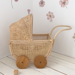 Carritos de muñecas de ratán de excelente calidad, cochecitos de muñecas al precio más bajo, juguetes para bebés, cochecitos de juguete. - Product Image 4