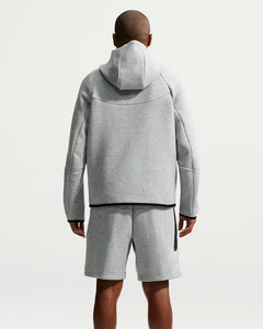 Vente en gros de sweats à capuche en molleton technique pour hommes, vestes zippées, vêtements de sport personnalisés, survêtements, fabricant de vêtements OEM à marque privée - Product Image 2