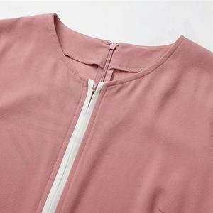 Nuevo Diseño de Abaya, Kaftán Modesto y Elegante con Mangas de Murciélago, Vestido Musulmán para Mujer, Satén Brillante de Alta Calidad, Venta al Por Mayor - Product Image 4