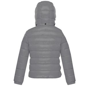 Chaqueta acolchada con capucha para mujer, 100% de alta calidad, ligera, de manga larga, con cremallera completa, resistente al agua y plegable. - Product Image 4