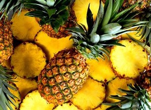 Ananas frais du Vietnam – Fruit tropical naturel, sucré et juteux, haute qualité // Mr.Tom - Product Image 3
