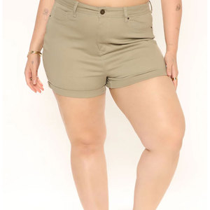 Shorts de mezclilla premium para mujer con diseño de cintura con presillas y pedrería, estilo streetwear de algodón lavado - Product Image 5