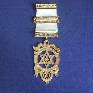 Meilleures ventes : Bijou de poitrine maçonnique de grade, qualité supérieure, sur mesure, pour insignes maçonniques, nouveau style, personnalisable - Product Image 1
