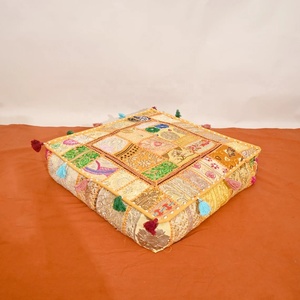 Coussins de sol hippy housse de coussin décorative bohème coussin patchwork sari - Product Image 1