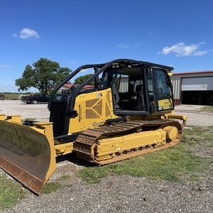 รถดันดินไฮดรอลิกแบบตีนตะขาบ Cat D3 กำลัง 170 แรงม้า ราคาโรงงาน พร้อมมอเตอร์ปั๊มไฮดรอลิกแรงบีบสูง - Product Image 1