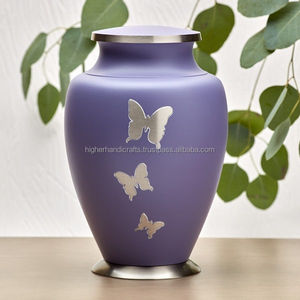 Urnas masculinas y femeninas de latón hechas a mano fabricadas directamente en nuevos recipientes para cenizas de cremación funeraria de estilo americano - Product Image 5