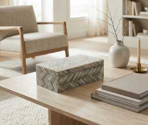Boîte de rangement rectangulaire en bois avec motif en chevrons, design minimaliste pour salon, utilisation décorative, rangement décoratif pour la maison - Product Image 4