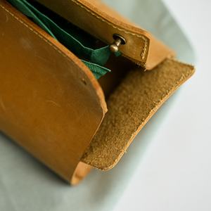 Supplier Genuine Leather Tissue Box Cover Luxury <b>Desk</b> Napkin Holder Case Commercial <b>Office</b> Paper Storage Button Closure - Product Image 2