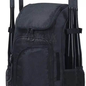 Bolsa de béisbol duradera con diseño espacioso para transportar fácilmente bates, cascos, guantes, zapatos y equipo de práctica. - Product Image 6