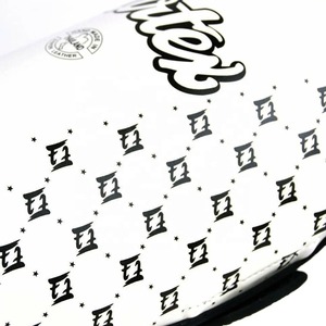 Espinilleras de Cuero Fairtex para Muay Thai, Personalizadas, Ecológicas, Profesionales, para Entrenamiento de Kickboxing al Aire Libre - Product Image 4