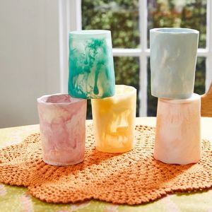 Bol à salade en résine artisanale de luxe, noir et orange, pour servir des fruits, pour la maison, l'hôtel et les fêtes, par The Handmade Collection - Product Image 5