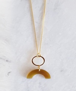 Collier ethnique tendance en corne de buffle naturelle, pendentif personnalisé thème animal, style vente en gros, Uttar Pradesh F S - Product Image 1