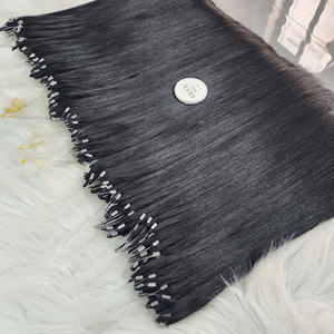 Las extensiones de cabello H6 Feather de Gugu Hair Factory presentan tramas de plumas ultrafinas y ligeras hechas con cabello humano vietnamita 100%. - Product Image 2