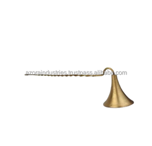 Azora Industries Éteignoir de Bougie en Métal Fait à la Main Design Décoratif Dernière Version pour Bougies Accessoires - Product Image 4