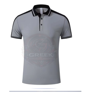 Polo en coton uni pour homme avec col classique, fermeture boutonnée et tissu confortable pour un usage quotidien décontracté et semi-formel - Product Image 3