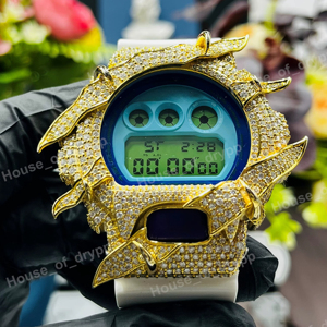 Montre au design unique sertie de diamants, montre numérique en moissanite VVS, montre hip-hop personnalisée, montre bling-bling - Product Image 1