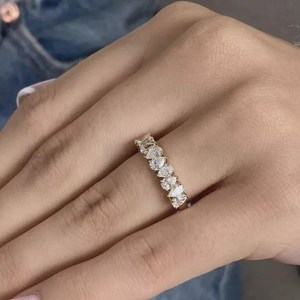 Bague demi-éternité avec diamant simulé taille poire de 2 carats |   Or jaune 14 carats ou argent sterling |   Bague de fiançailles pour femme - Product Image 2