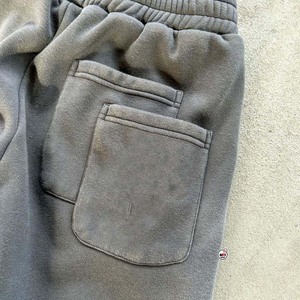 Conjunto Deportivo Unisex Gris con Capucha, Sudadera con Cremallera de Manga Larga y Pantalones, Adornado con Pedrería Arcoíris, Ropa Urbana para Otoño - Product Image 2