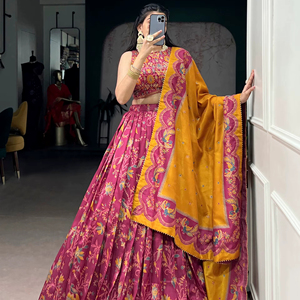 Lehnga Choli de Diseño Hermoso para Novias, Ideal para Bodas y Fiestas, Compre Directamente del Fabricante Indio - Product Image 3